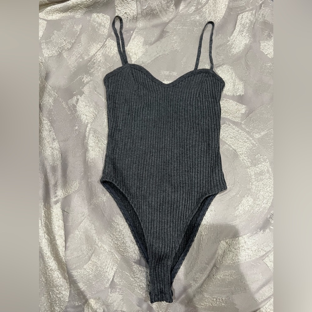 Zara Sweetheart Grey Bodysuit